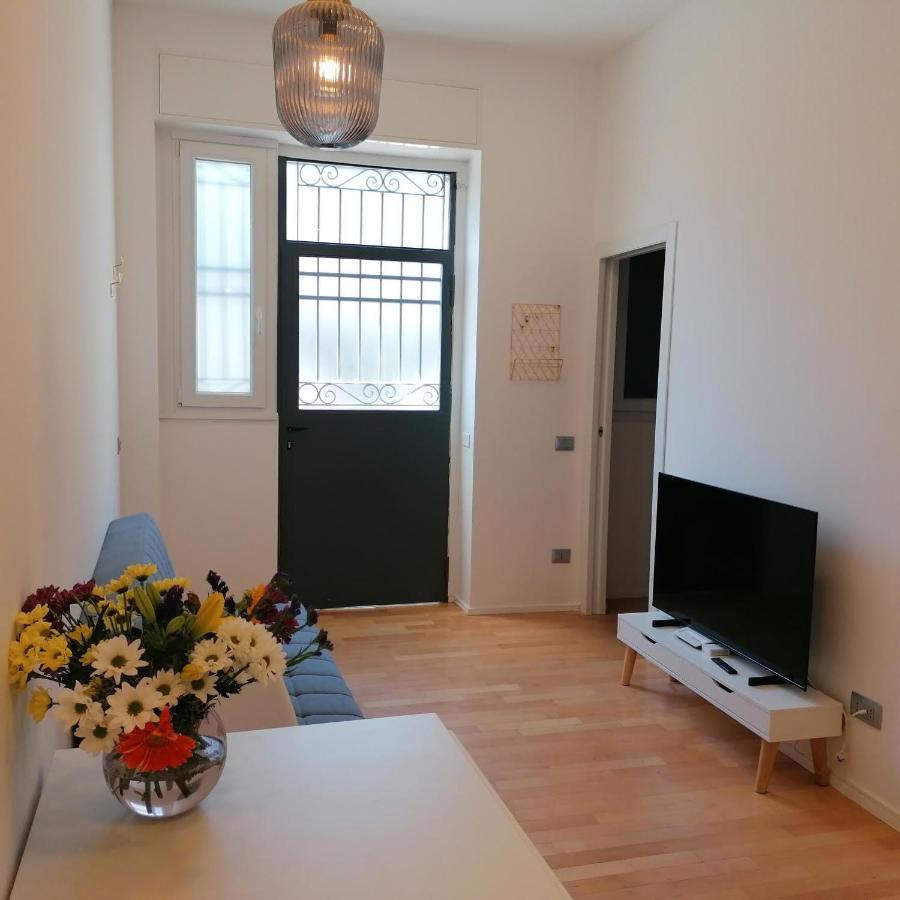 Arena Apartment Milaan Buitenkant foto